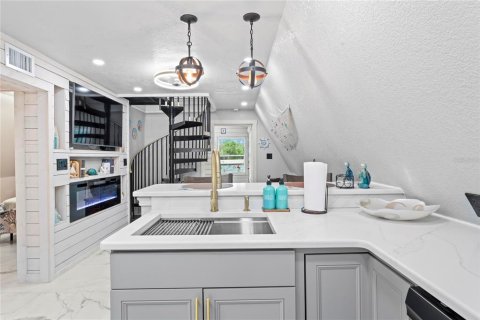Villa ou maison à vendre à Floral City, Floride: 2 chambres, 83.98 m2 № 2425326 - photo 16