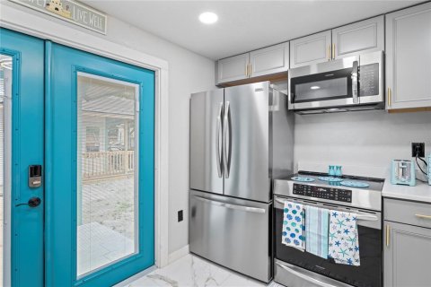 Villa ou maison à vendre à Floral City, Floride: 2 chambres, 83.98 m2 № 2425326 - photo 18