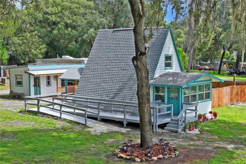 Villa ou maison à Floral City, Floride 2 chambres, 83.98 m2 № 2425326