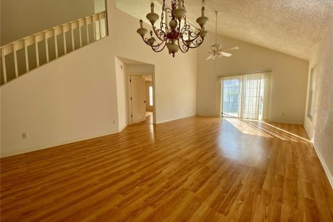 House in Daytona Beach, Florida 3 bedrooms, 210.61 sq.m. № 1338552 - photo 5