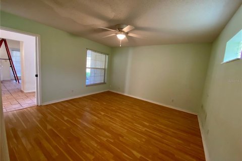 House in Daytona Beach, Florida 3 bedrooms, 210.61 sq.m. № 1338552 - photo 8