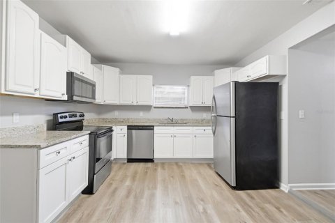 Villa ou maison à vendre à Tampa, Floride: 3 chambres, 112.32 m2 № 2209979 - photo 20