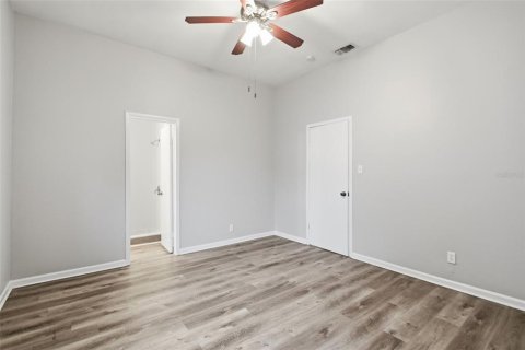 Villa ou maison à vendre à Tampa, Floride: 3 chambres, 112.32 m2 № 2209979 - photo 30