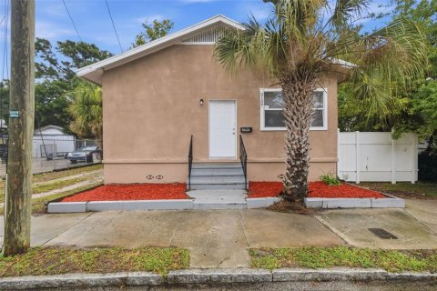 Villa ou maison à vendre à Tampa, Floride: 3 chambres, 112.32 m2 № 2209979 - photo 4