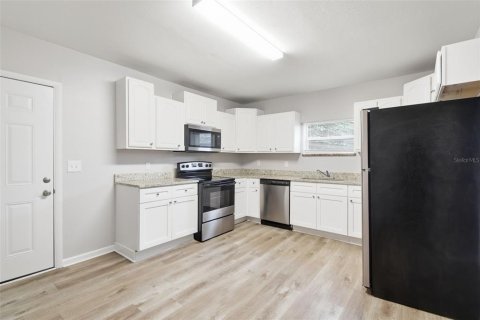 Villa ou maison à vendre à Tampa, Floride: 3 chambres, 112.32 m2 № 2209979 - photo 19