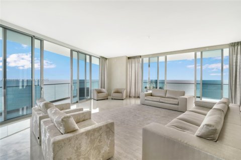 Copropriété à vendre à Sunny Isles Beach, Floride: 4 chambres, 293.29 m2 № 2336932 - photo 11