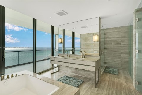 Copropriété à vendre à Sunny Isles Beach, Floride: 4 chambres, 293.29 m2 № 2336932 - photo 8