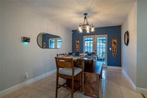 House in Kissimmee, Florida 3 bedrooms, 118.17 sq.m. № 1592987 - photo 10