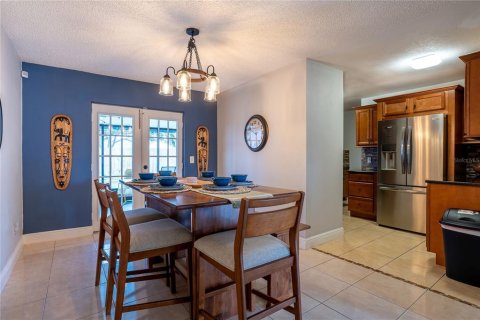 House in Kissimmee, Florida 3 bedrooms, 118.17 sq.m. № 1592987 - photo 11