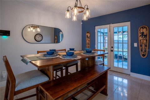 House in Kissimmee, Florida 3 bedrooms, 118.17 sq.m. № 1592987 - photo 16