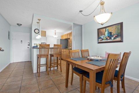Condominio en venta en Fort Lauderdale, Florida, 2 dormitorios, 70.23 m2 № 2180562 - foto 15