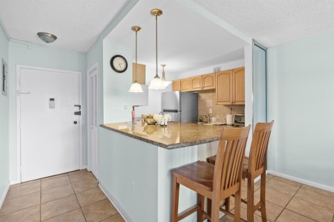 Condominio en venta en Fort Lauderdale, Florida, 2 dormitorios, 70.23 m2 № 2180562 - foto 14