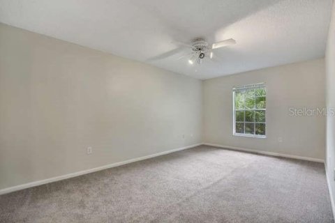 Condo in Palm Harbor, Florida, 2 bedrooms  № 2097487 - photo 16