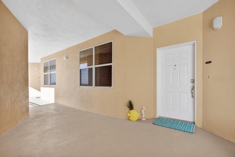Copropriété à vendre à Palm Coast, Floride: 2 chambres, 129.88 m2 № 2096475 - photo 2