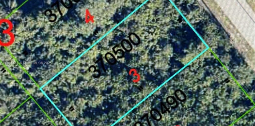Land in Marathon, Florida № 1931072