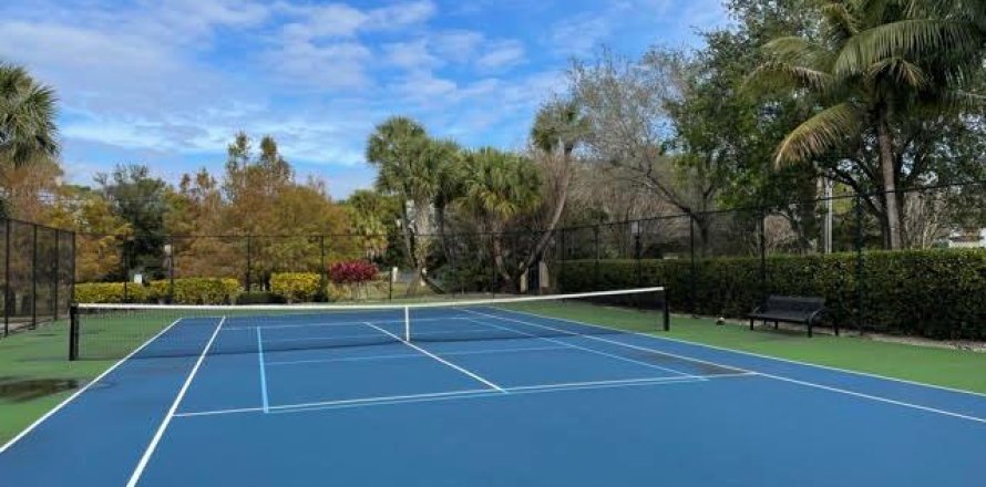 Condo in Palm Beach Gardens, Florida, 1 bedroom  № 1040662