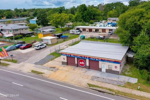 Propiedad comercial en venta en Daytona Beach, Florida, 622.45 m2 № 2166408 - foto 10