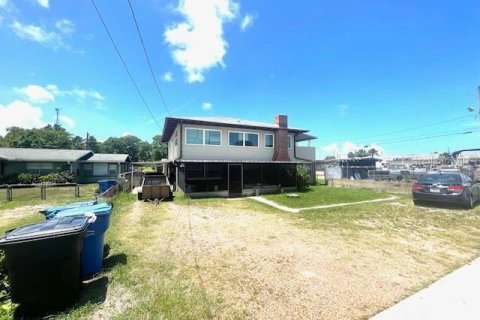 Propiedad comercial en venta en Daytona Beach, Florida, 622.45 m2 № 2166408 - foto 20