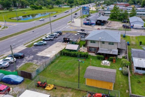 Propiedad comercial en venta en Daytona Beach, Florida, 622.45 m2 № 2166408 - foto 8
