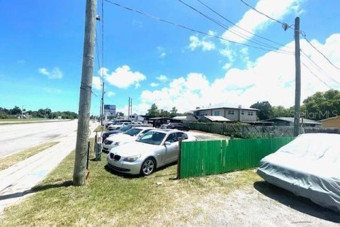 Propiedad comercial en venta en Daytona Beach, Florida, 622.45 m2 № 2166408 - foto 15