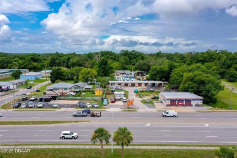 Propiedad comercial en Daytona Beach, Florida 622.45 m2 № 2166408