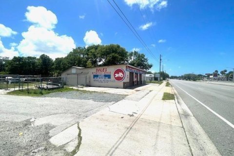 Propiedad comercial en venta en Daytona Beach, Florida, 622.45 m2 № 2166408 - foto 13