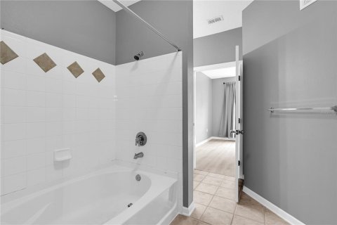 Copropriété à louer à Orlando, Floride: 2 chambres, 90.39 m2 № 2425450 - photo 17