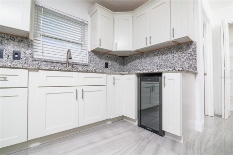 Villa ou maison à vendre à Orlando, Floride: 4 chambres, 142.14 m2 № 1821158 - photo 18