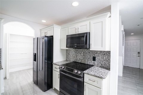 Villa ou maison à vendre à Orlando, Floride: 4 chambres, 142.14 m2 № 1821158 - photo 17