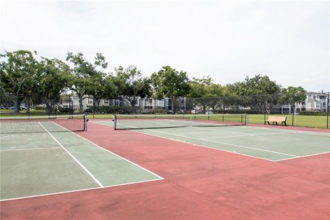 Touwnhouse à vendre à Tampa, Floride: 2 chambres, 122.07 m2 № 1903098 - photo 25