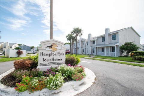 Touwnhouse à vendre à Tampa, Floride: 2 chambres, 122.07 m2 № 1903098 - photo 24