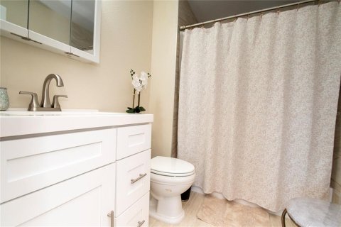 Touwnhouse à vendre à Tampa, Floride: 2 chambres, 122.07 m2 № 1903098 - photo 19