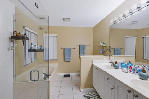 Villa ou maison à vendre à Riviera Beach, Floride: 3 chambres, 169.27 m2 № 2435480 - photo 20
