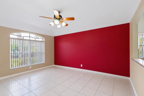 Villa ou maison à vendre à Riviera Beach, Floride: 3 chambres, 169.27 m2 № 2435480 - photo 3