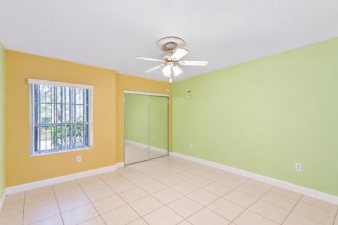Villa ou maison à vendre à Riviera Beach, Floride: 3 chambres, 169.27 m2 № 2435480 - photo 27