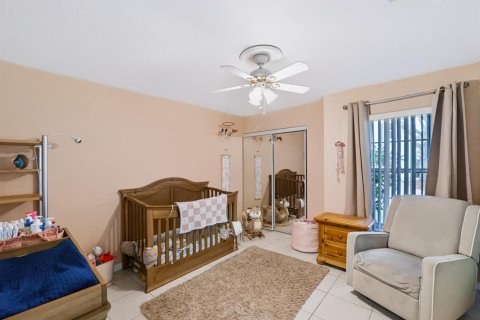 Villa ou maison à vendre à Riviera Beach, Floride: 3 chambres, 169.27 m2 № 2435480 - photo 28