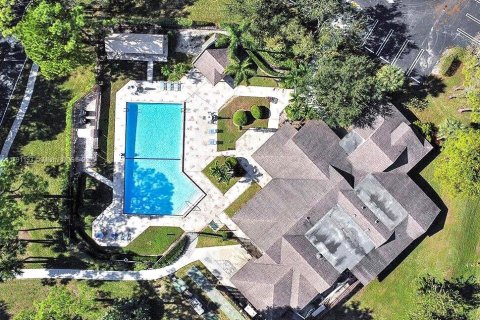 House in Royal Palm Beach, Florida 3 bedrooms, 120.59 sq.m. № 1732146 - photo 24