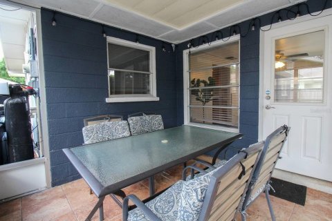 House in Venice, Florida 2 bedrooms, 96.43 sq.m. № 1447756 - photo 5