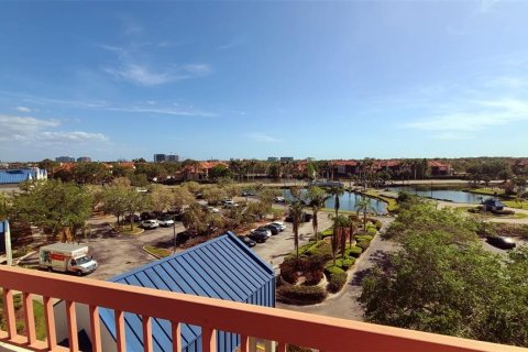 Condo in Clearwater, Florida, 1 bedroom  № 1630952 - photo 11
