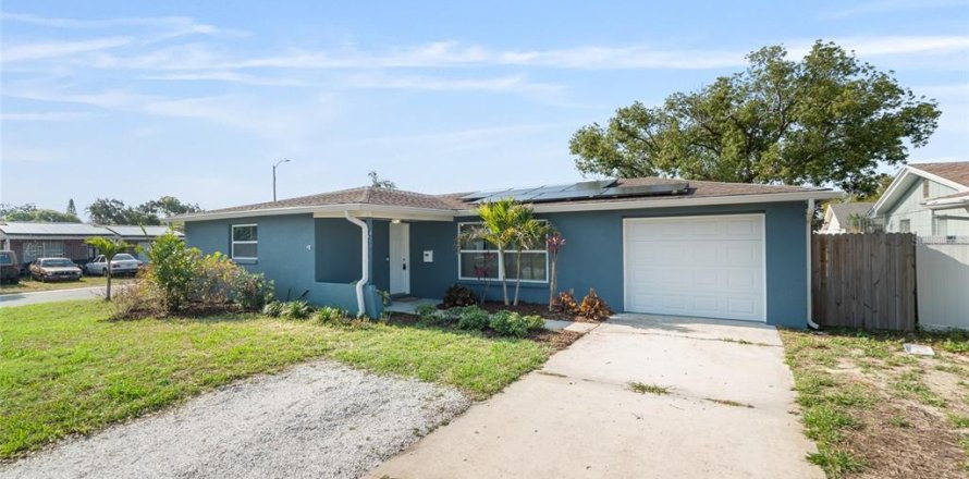 Casa en New Port Richey, Florida 3 dormitorios, 94.85 m2 № 1741146