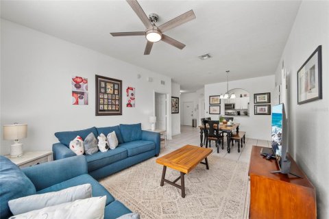 Condo in Kissimmee, Florida, 3 bedrooms  № 1852646 - photo 11