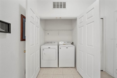 Condo in Kissimmee, Florida, 3 bedrooms  № 1852646 - photo 4