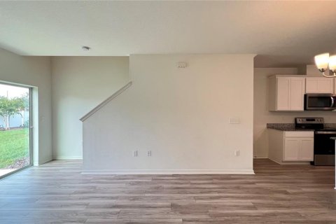 Touwnhouse à louer à Davenport, Floride: 3 chambres, 146.6 m2 № 2266696 - photo 13