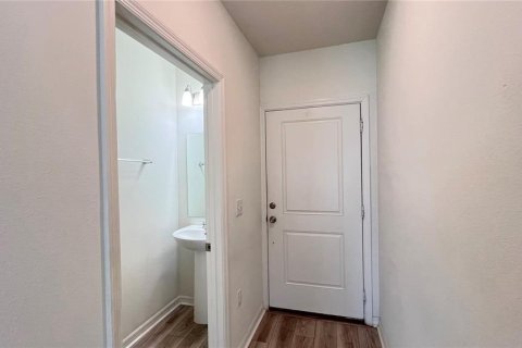 Touwnhouse à louer à Davenport, Floride: 3 chambres, 146.6 m2 № 2266696 - photo 4