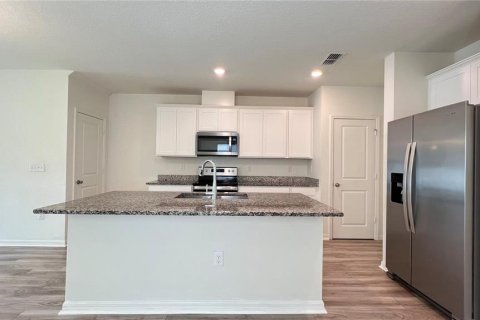 Touwnhouse à louer à Davenport, Floride: 3 chambres, 146.6 m2 № 2266696 - photo 5