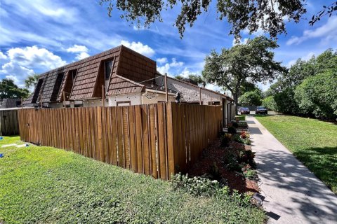Adosado en venta en West Palm Beach, Florida, 2 dormitorios, 105.63 m2 № 1226023 - foto 1
