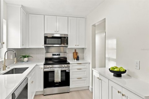 Casa en venta en Clearwater, Florida, 3 dormitorios, 125.05 m2 № 2383653 - foto 10