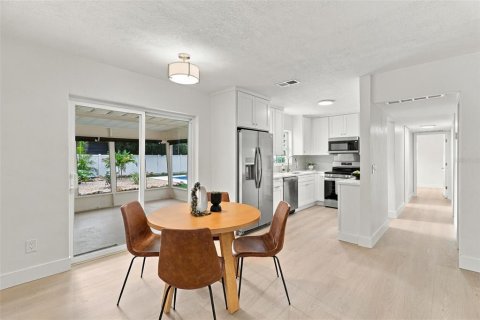 Casa en venta en Clearwater, Florida, 3 dormitorios, 125.05 m2 № 2383653 - foto 8