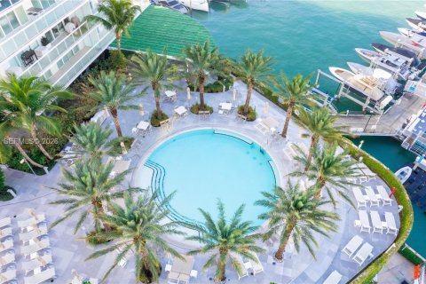 Copropriété à louer à Miami Beach, Floride: 2 chambres, 127.28 m2 № 2001335 - photo 27