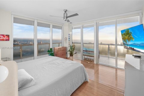 Condo à Miami Beach, Floride, 2 chambres  № 2001335